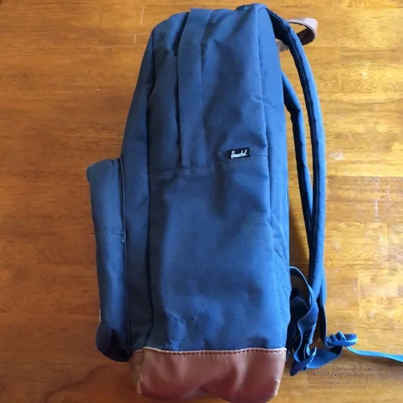 Herschel Supply Company “Pop Quiz” Backpack
